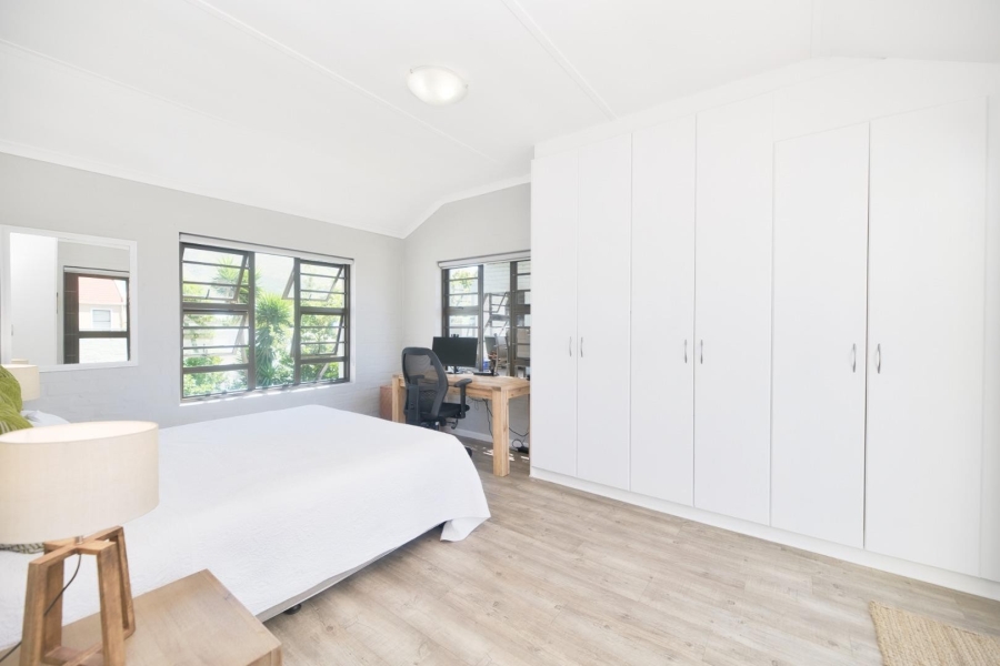 5 Bedroom Property for Sale in Vermont Western Cape